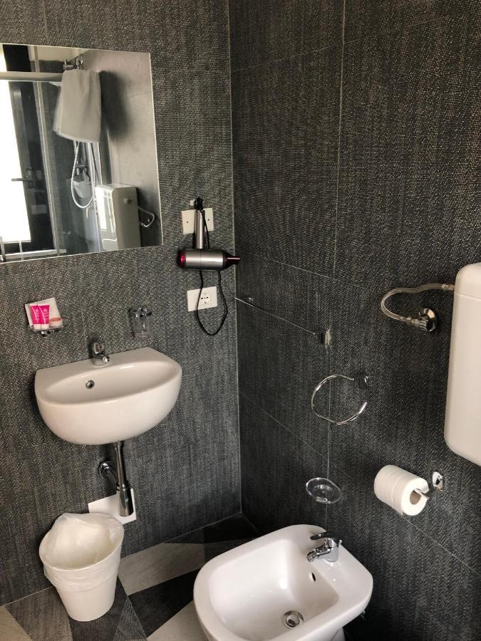 Vinsea Hotel Bellaria-Igea Marina Bagian luar foto