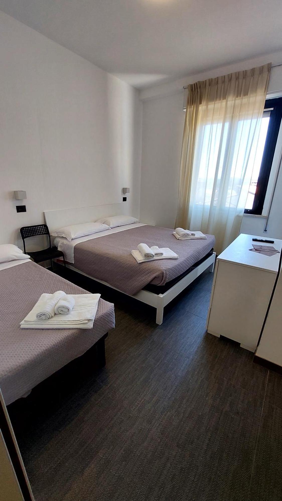 Vinsea Hotel Bellaria-Igea Marina Bagian luar foto